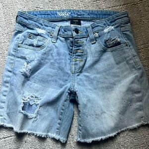 Women’s jean shorts